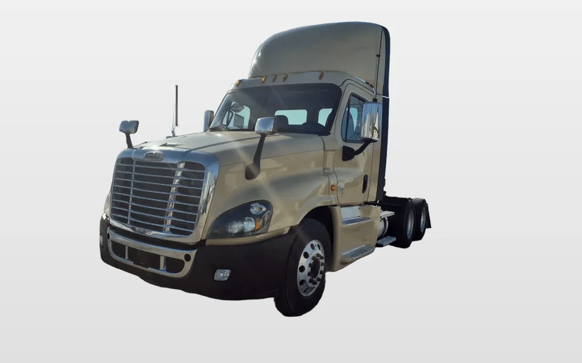 2019 Freightliner - image 1