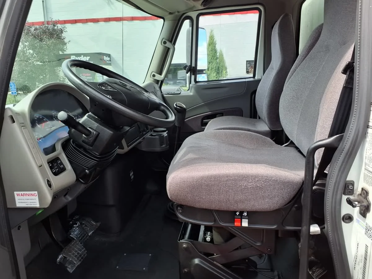2019 International 4300 in Minneapolis, MN — photo 7