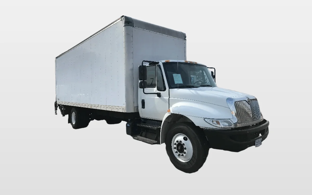 2018 International 4300 - image 1