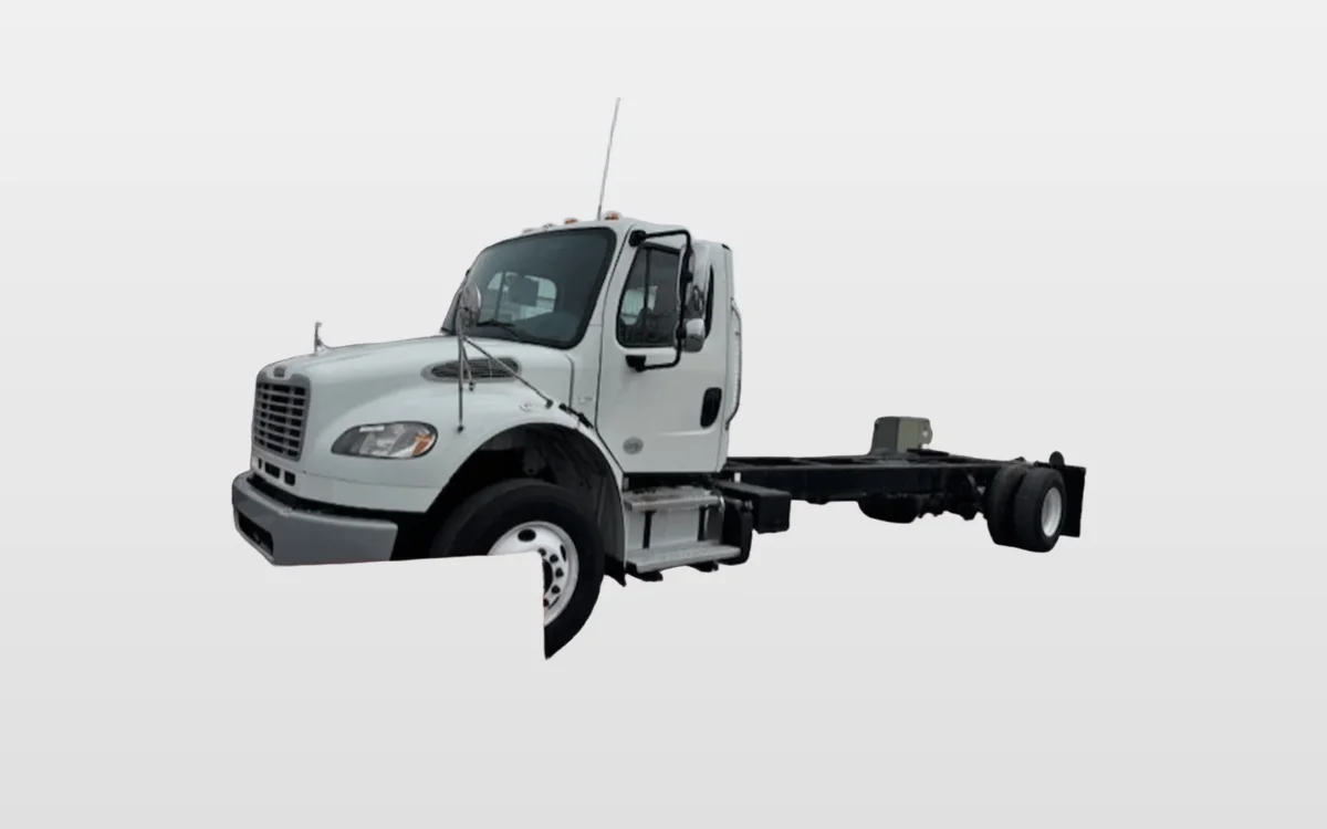 2021 Freightliner M2 106 - image 1