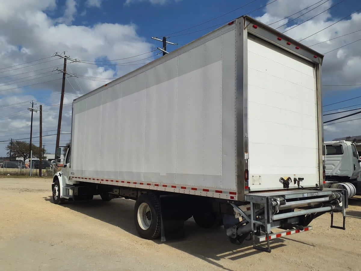 2020 Freightliner M2 106 - image 6