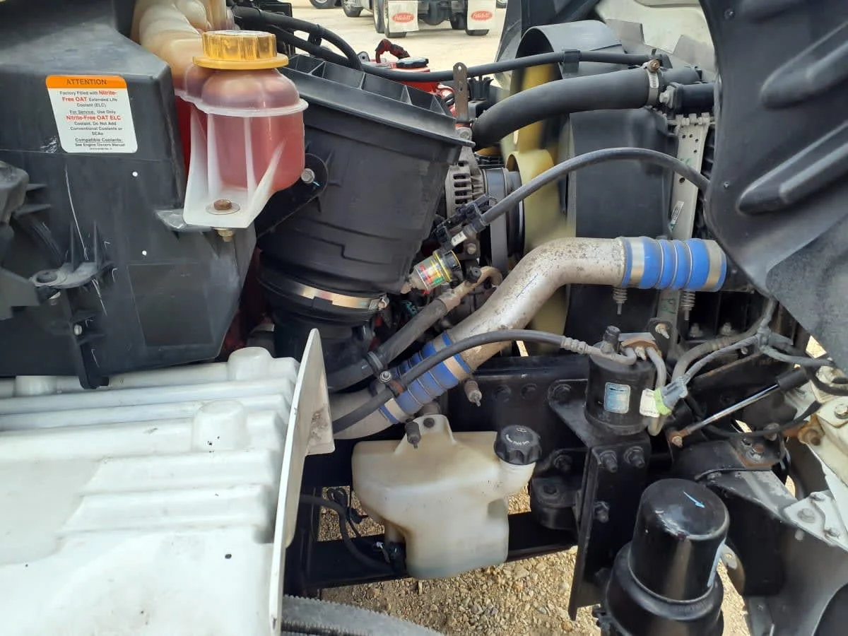 2020 Freightliner M2 106 - image 13