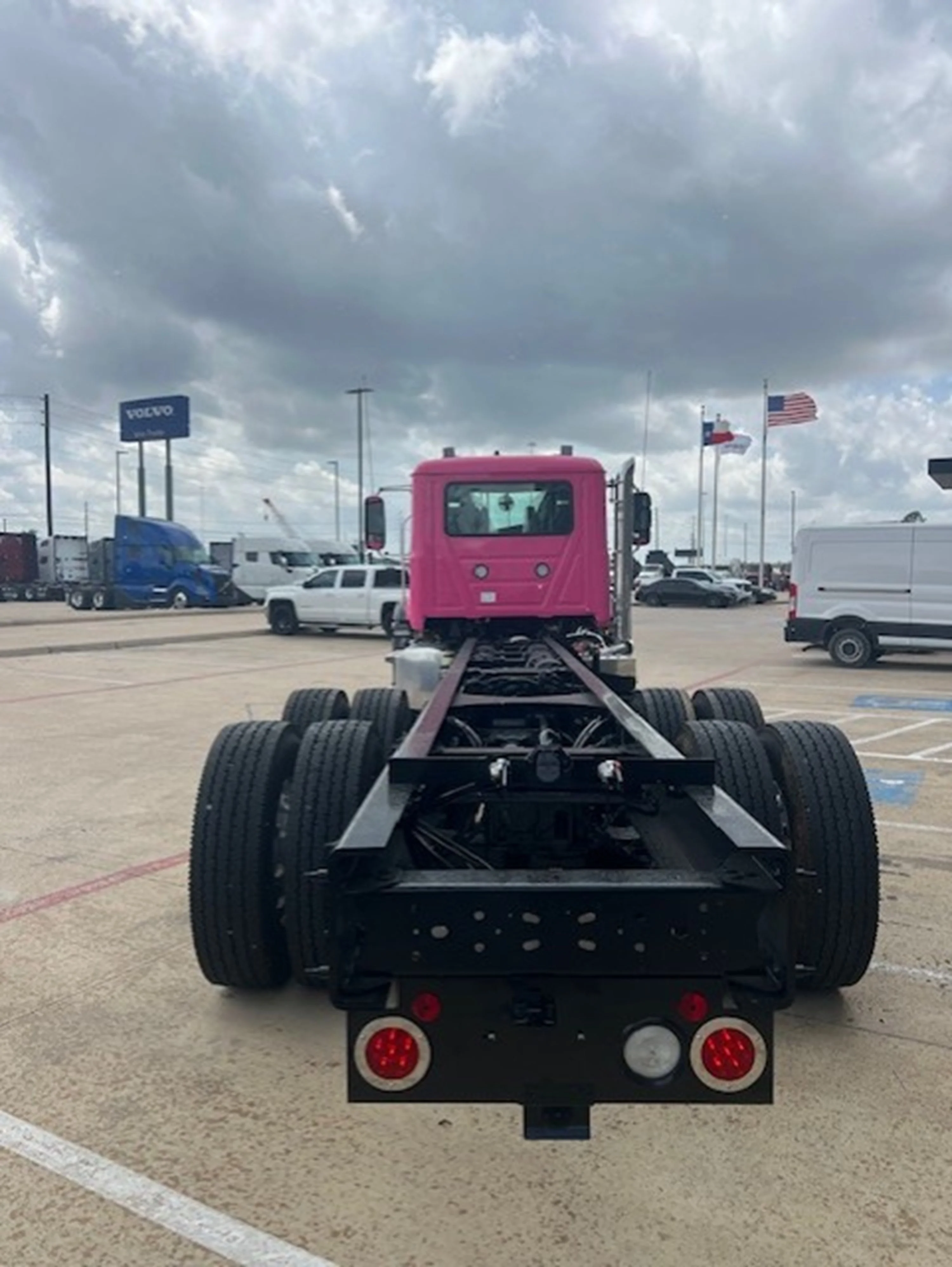 2027 Mack Granite in Houston, TX — photo 8