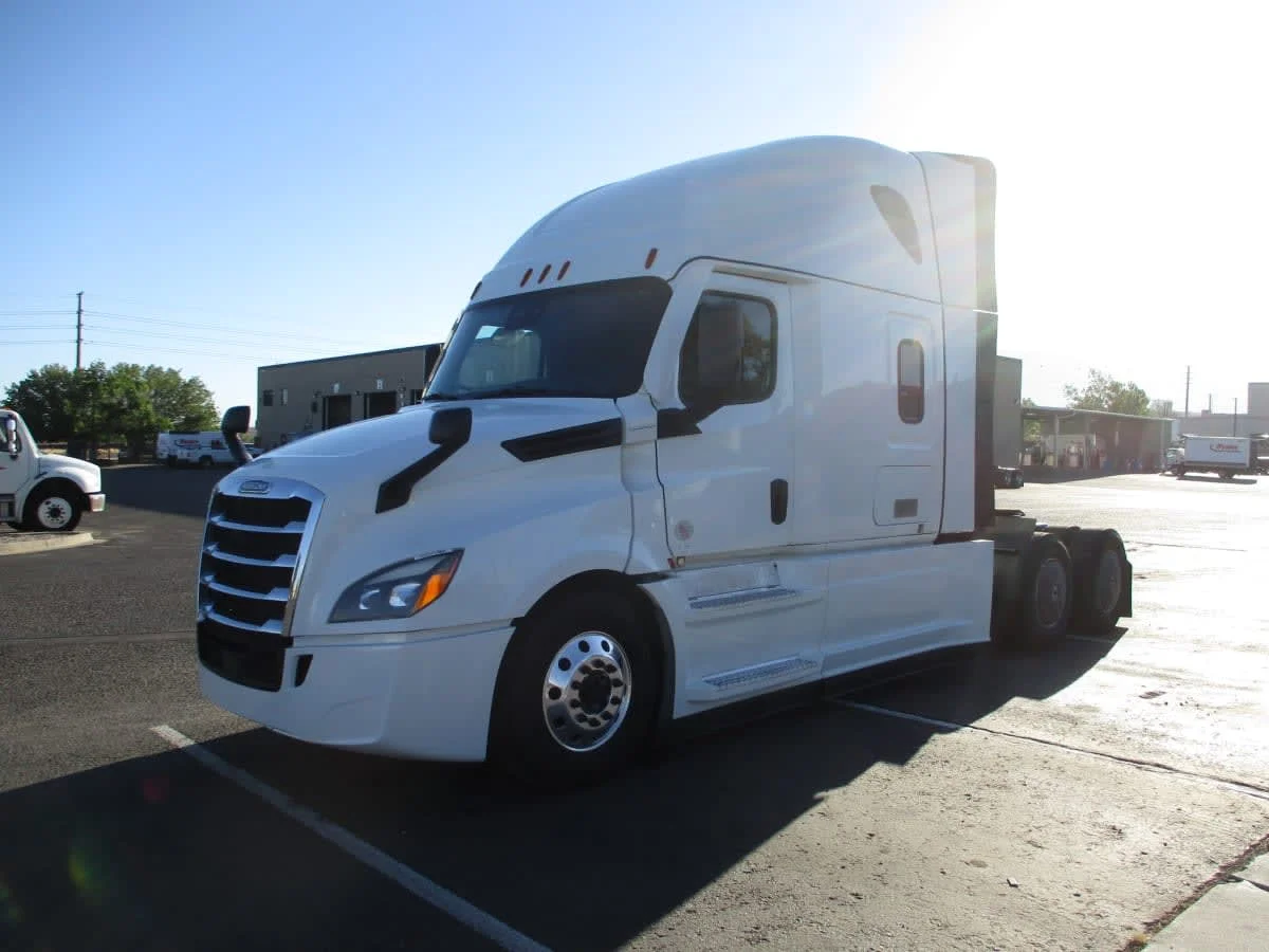 2022 Freightliner Cascadia