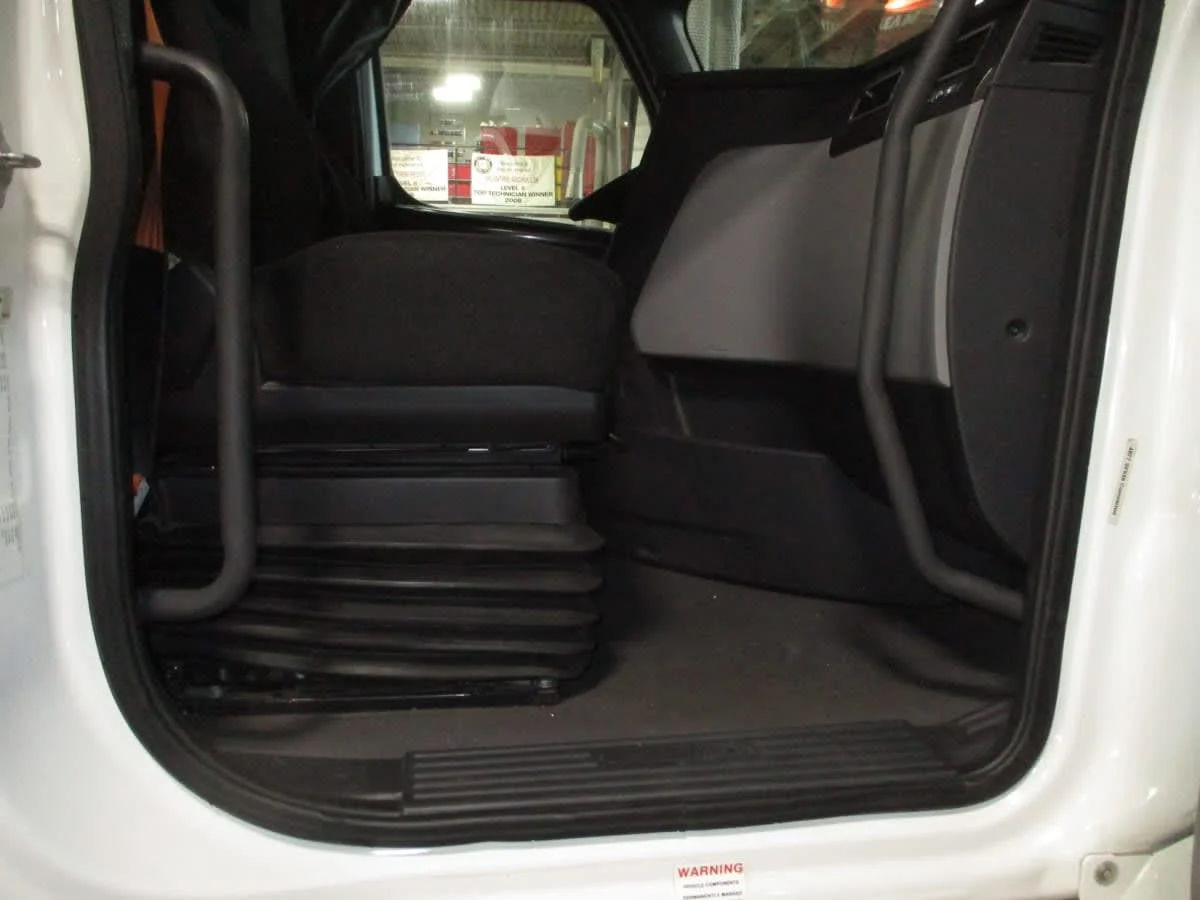 2022 Freightliner Cascadia in Phoenix, AZ — photo 12
