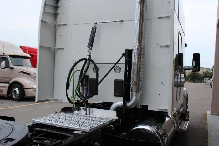 2022 Peterbilt 579 — photo 8