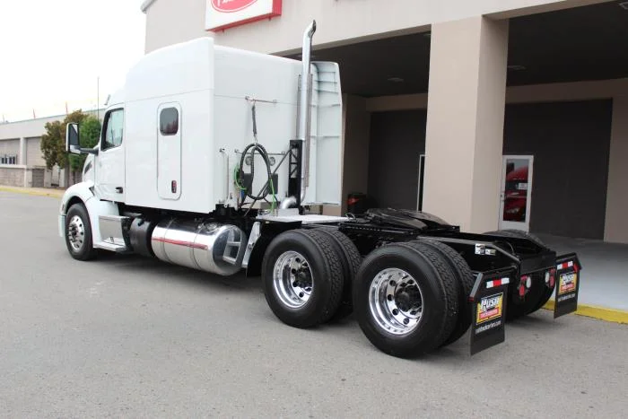 2022 Peterbilt 579 — photo 5