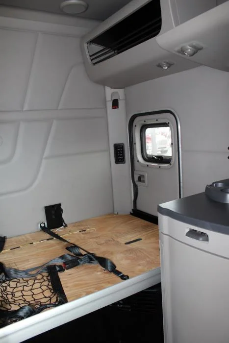 2022 Peterbilt 579 — photo 15