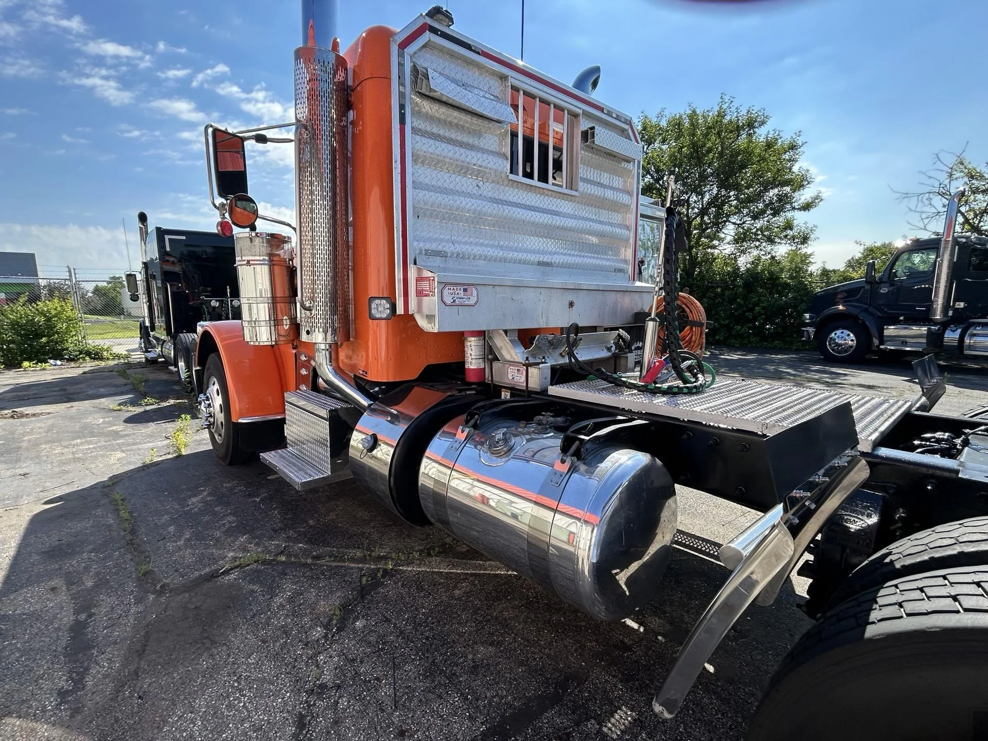 2021 Peterbilt 389 in Etna, OH — photo 4