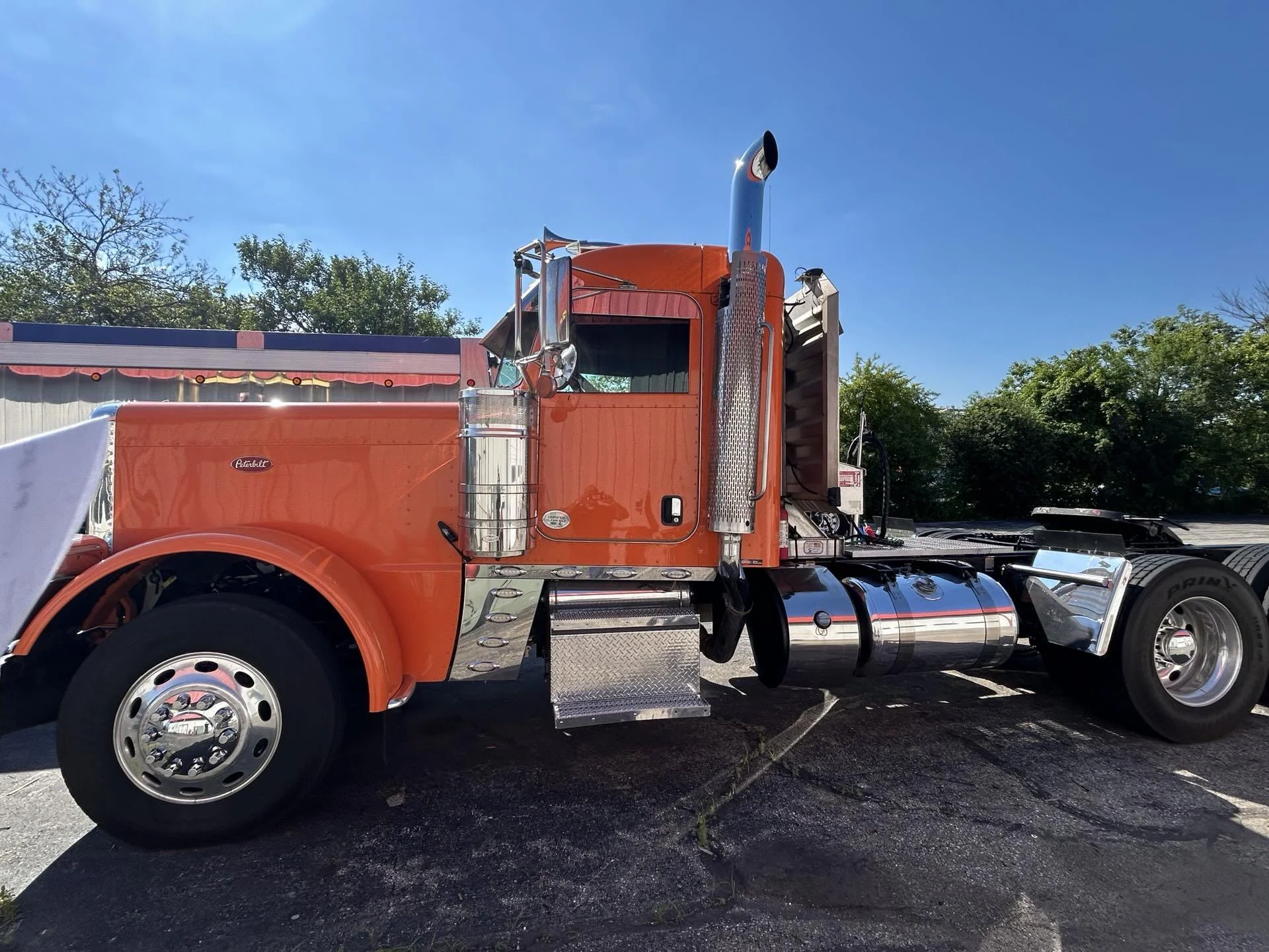 2021 Peterbilt 389 in Etna, OH — photo 2