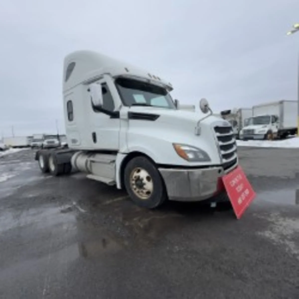 2020 Freightliner Cascadia in Syracuse, NY — photo 3