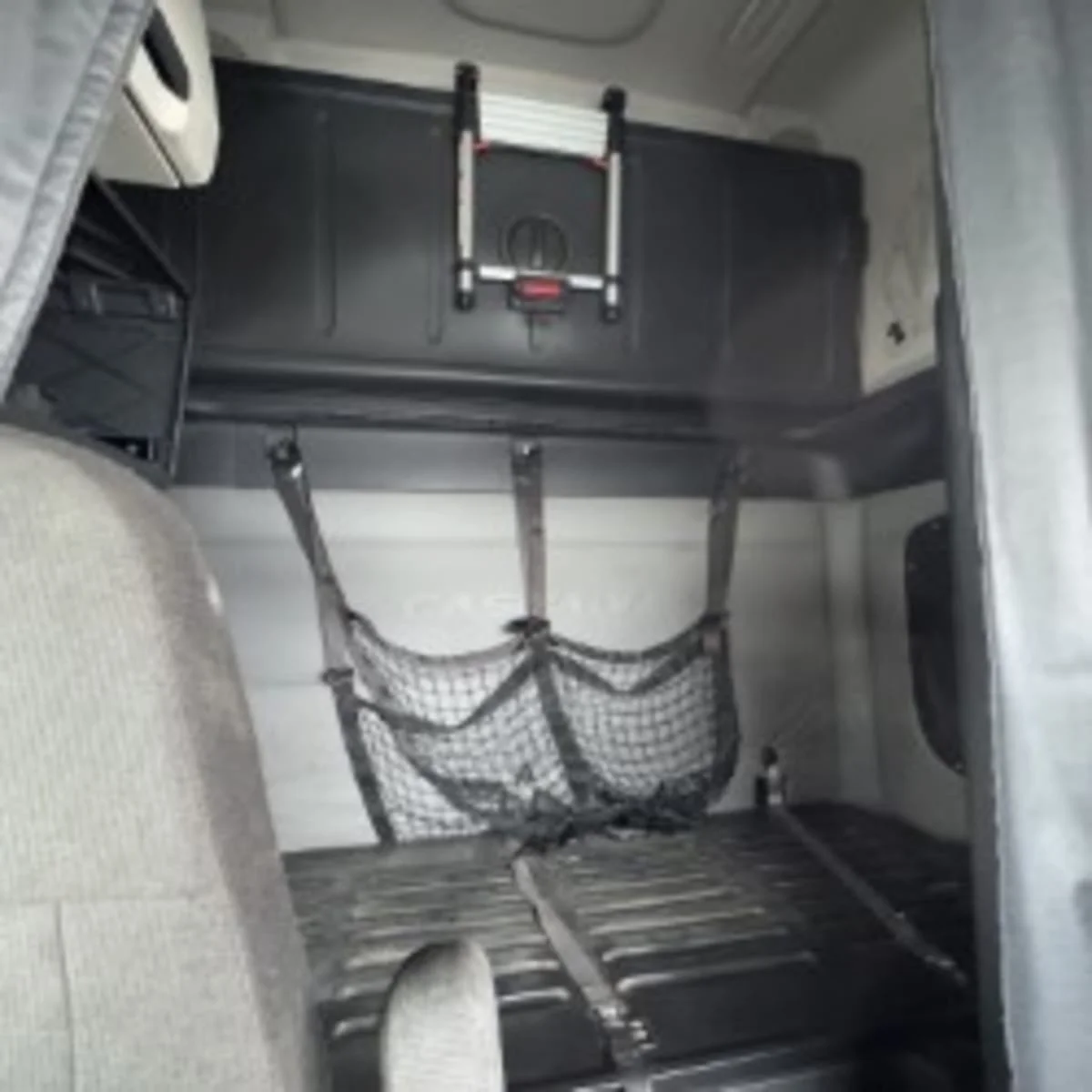 2020 Freightliner Cascadia in Syracuse, NY — photo 8