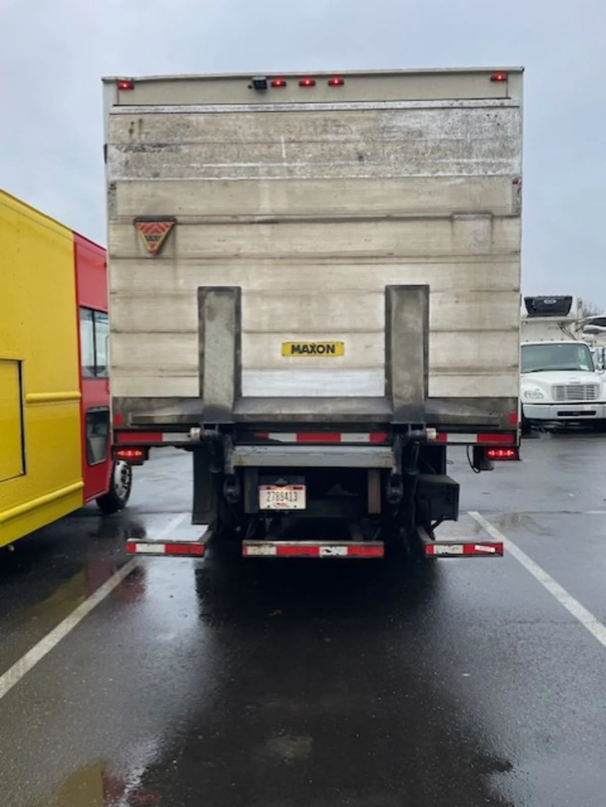 2019 Freightliner M2 106 in Farmingdale, NY — photo 5