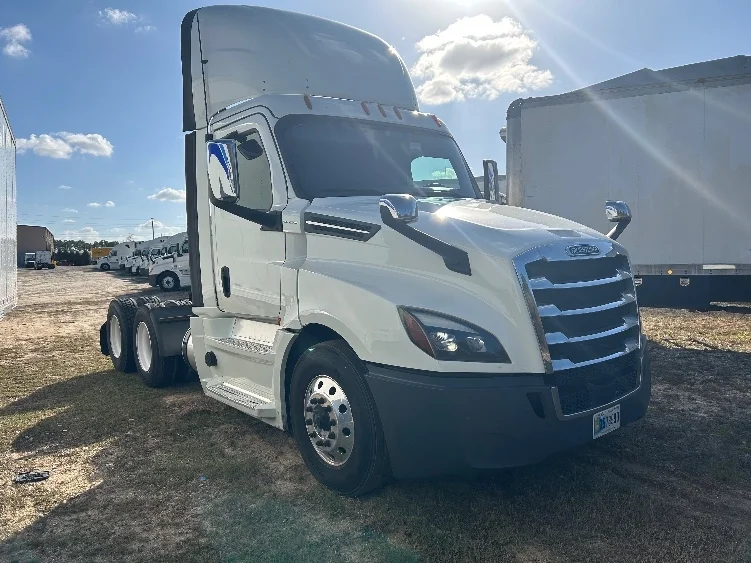 2020 Freightliner Cascadia in Valdosta, GA
