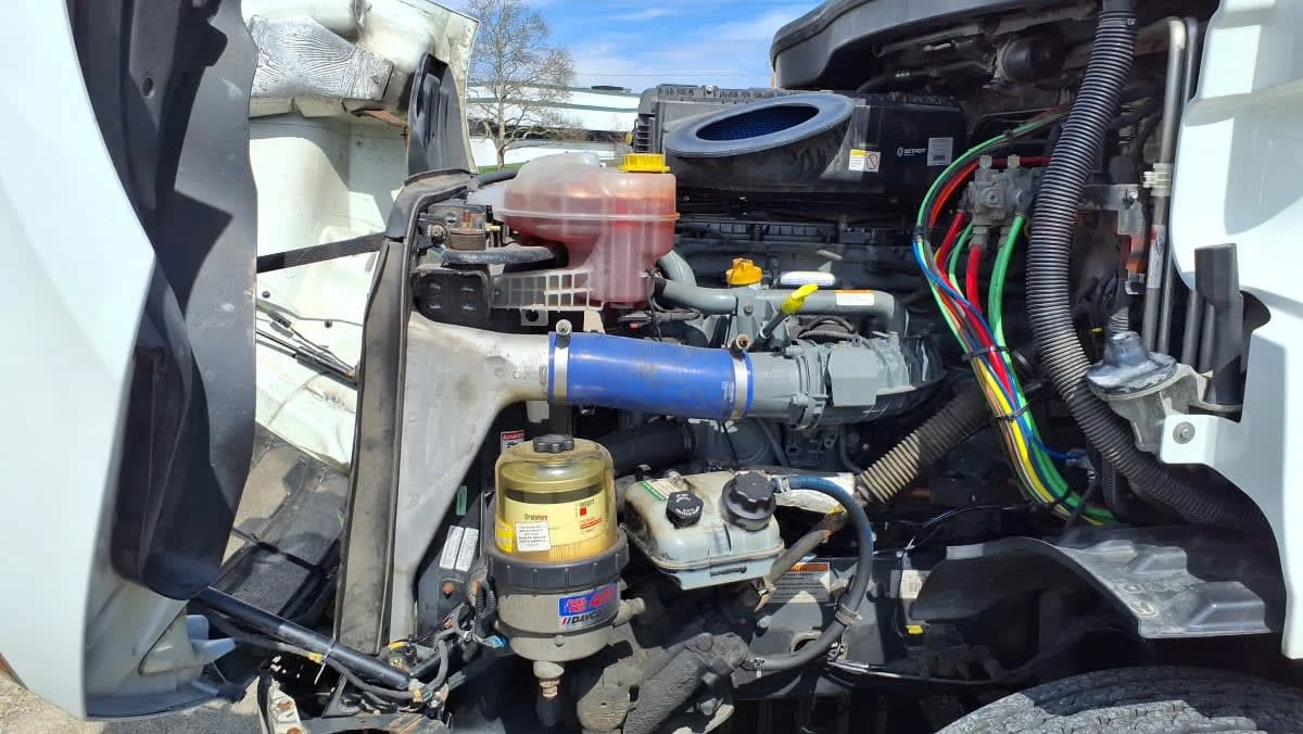 2020 Freightliner Cascadia - image 9