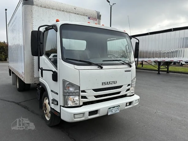2020 Isuzu NPR - image 4