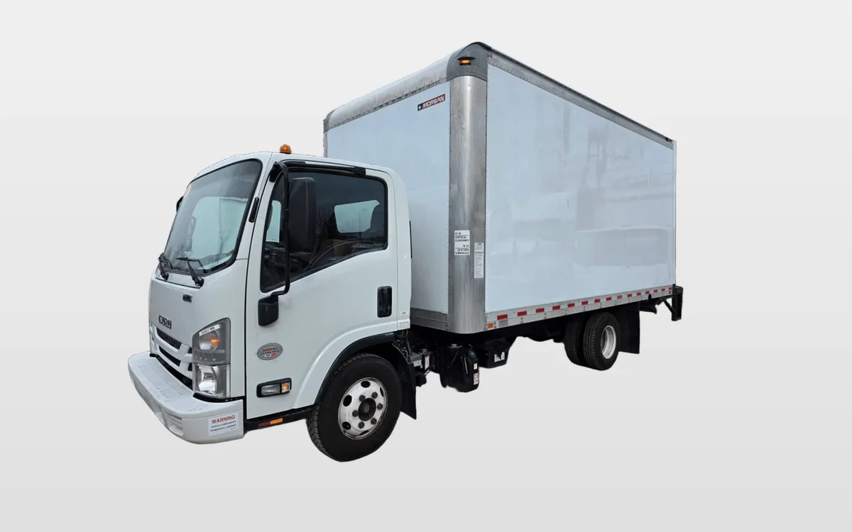2019 Isuzu NPR - image 1