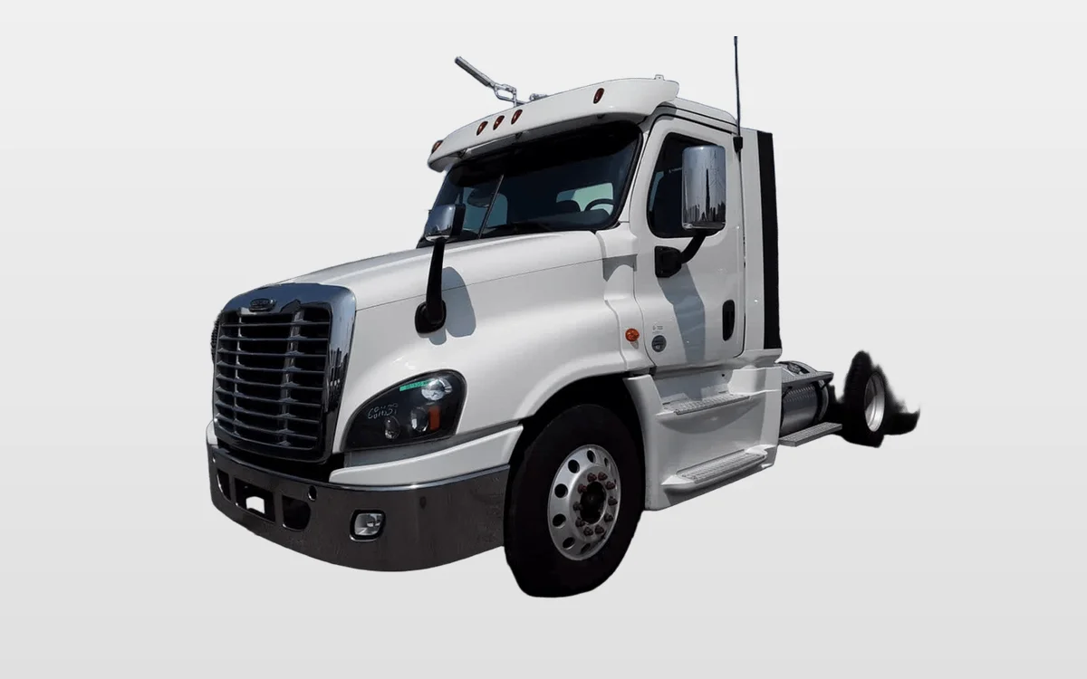 2018 Freightliner Cascadia - image 1