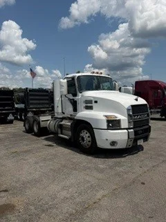 2022 Mack Anthem in La Vergne, TN — photo 8