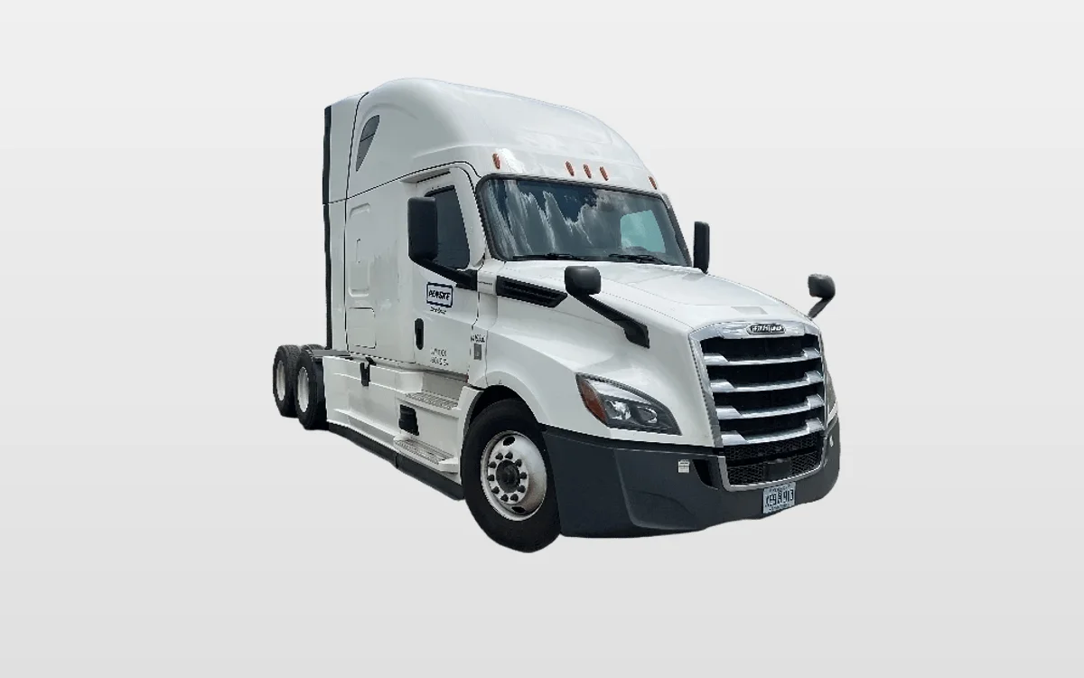 2022 Freightliner - image 1