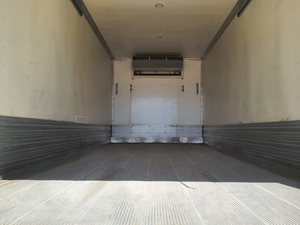 2021 Freightliner M2 106 - image 9