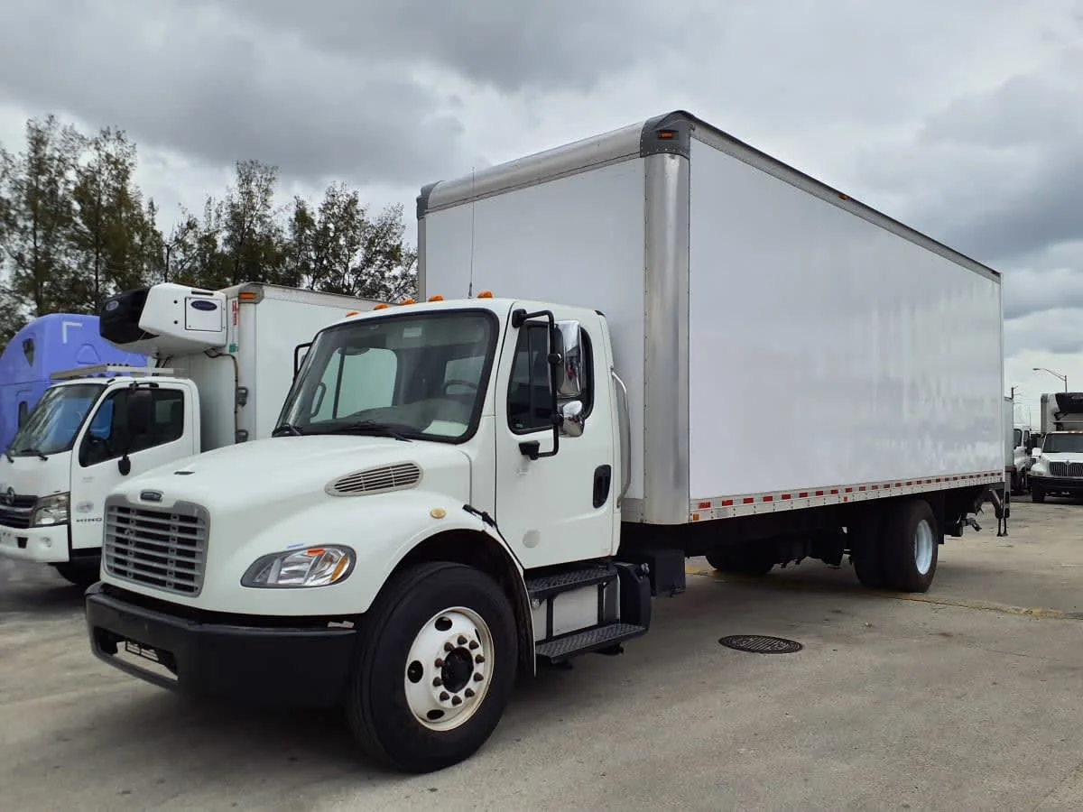 2019 Freightliner M2 106 in Davie, FL