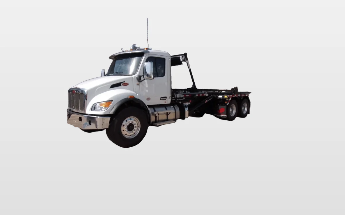 2025 PETERBILT 548 - image 1