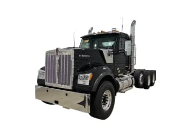 2027 Kenworth W990