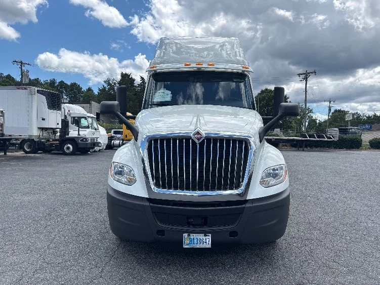 2022 International LT in Concord, NC — photo 2