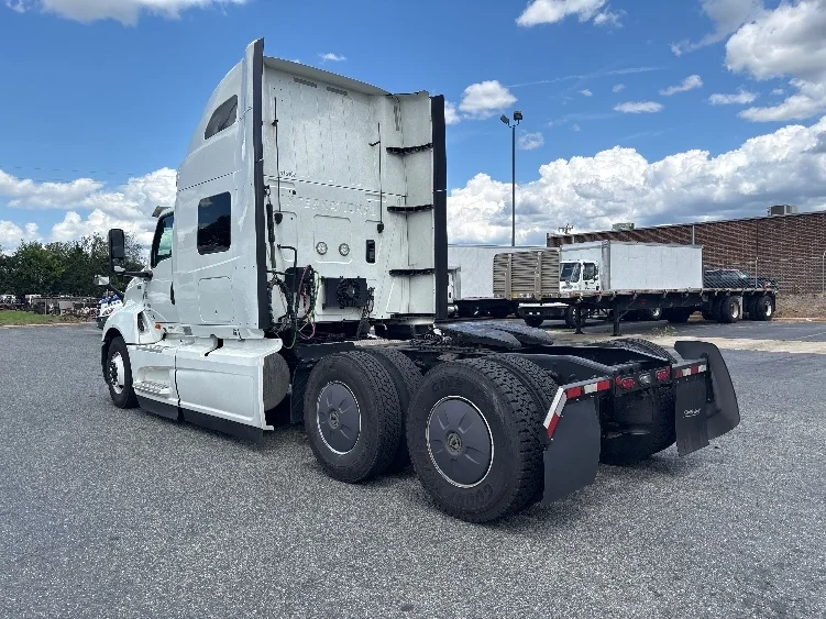 2022 International LT in Concord, NC — photo 5