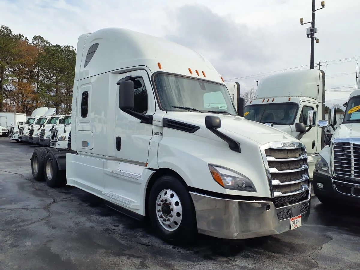 2020 Freightliner Cascadia