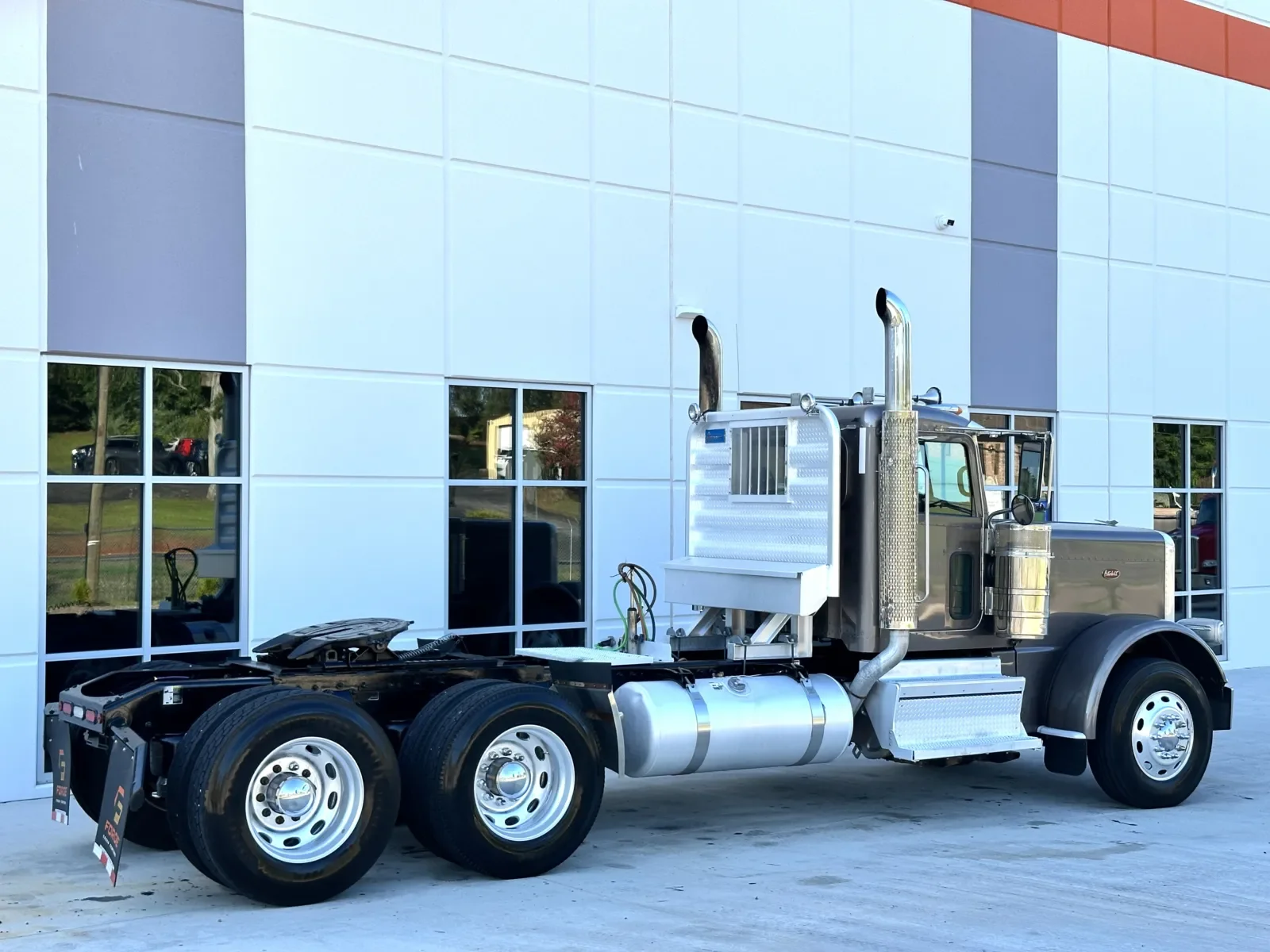 2023 Peterbilt 389 in Greer, SC — photo 5