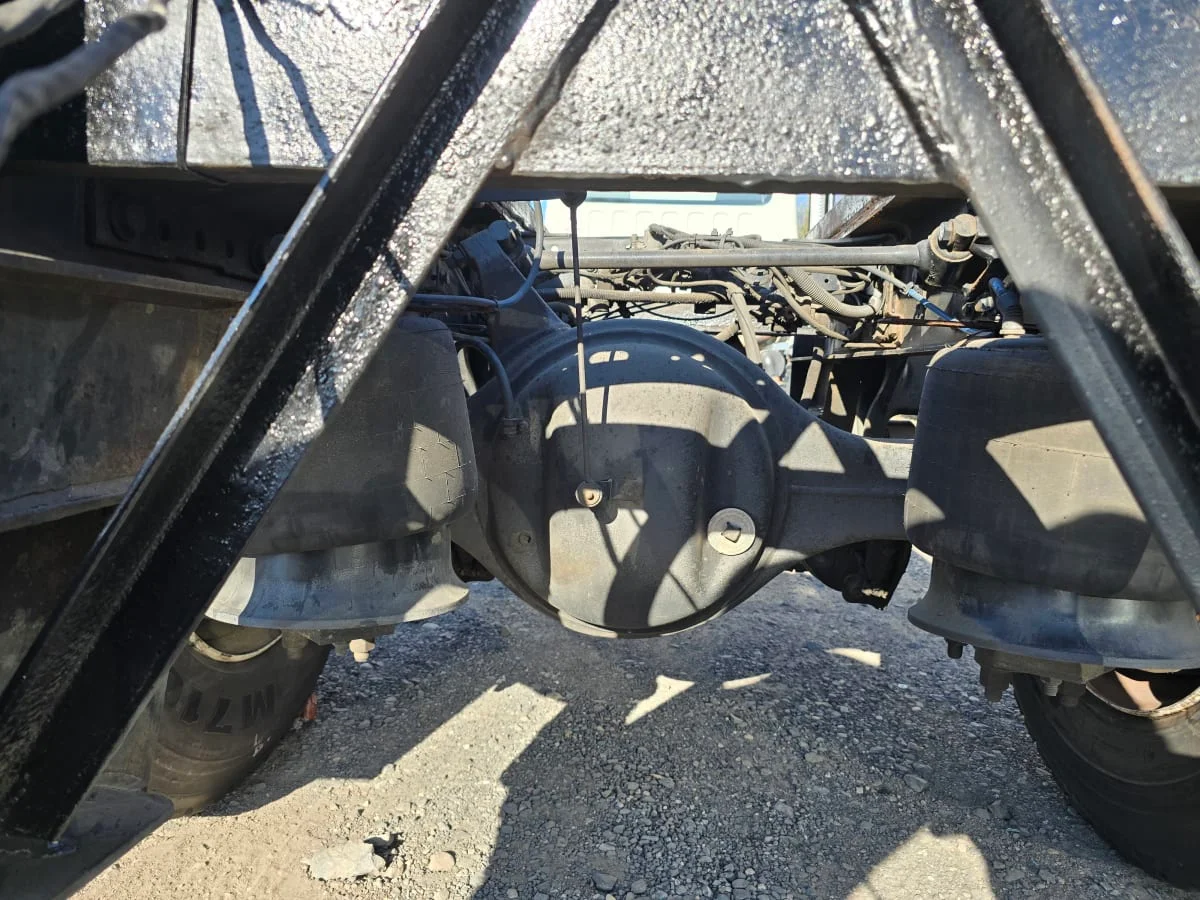 2017 Freightliner M2 106 - image 13