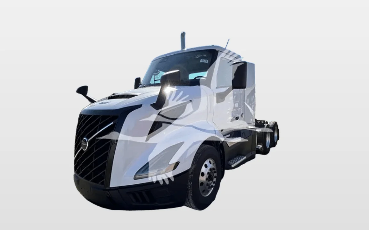 2025 Volvo - image 1