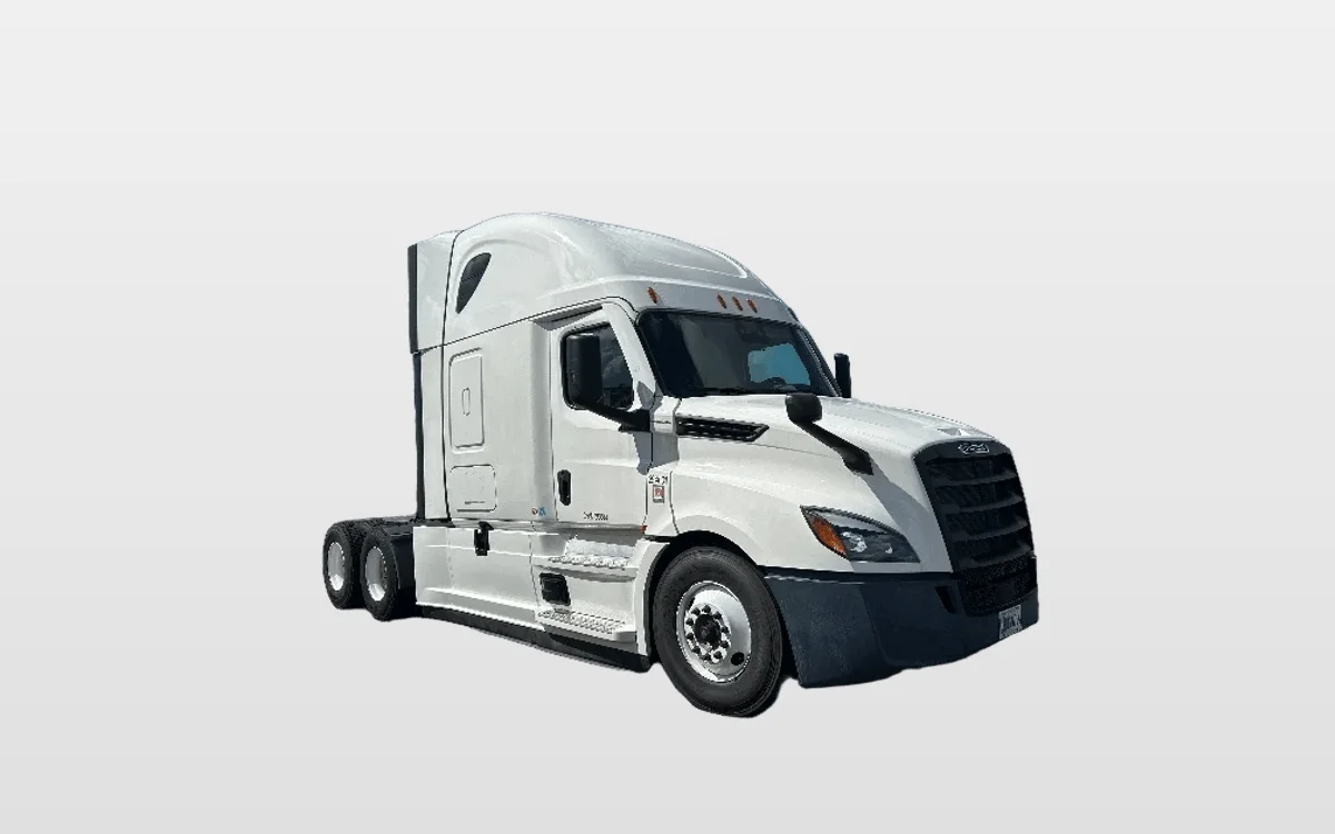 2022 Freightliner - image 1