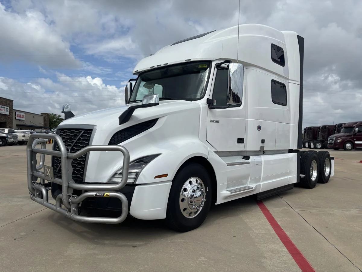 2024 Volvo VNL 860