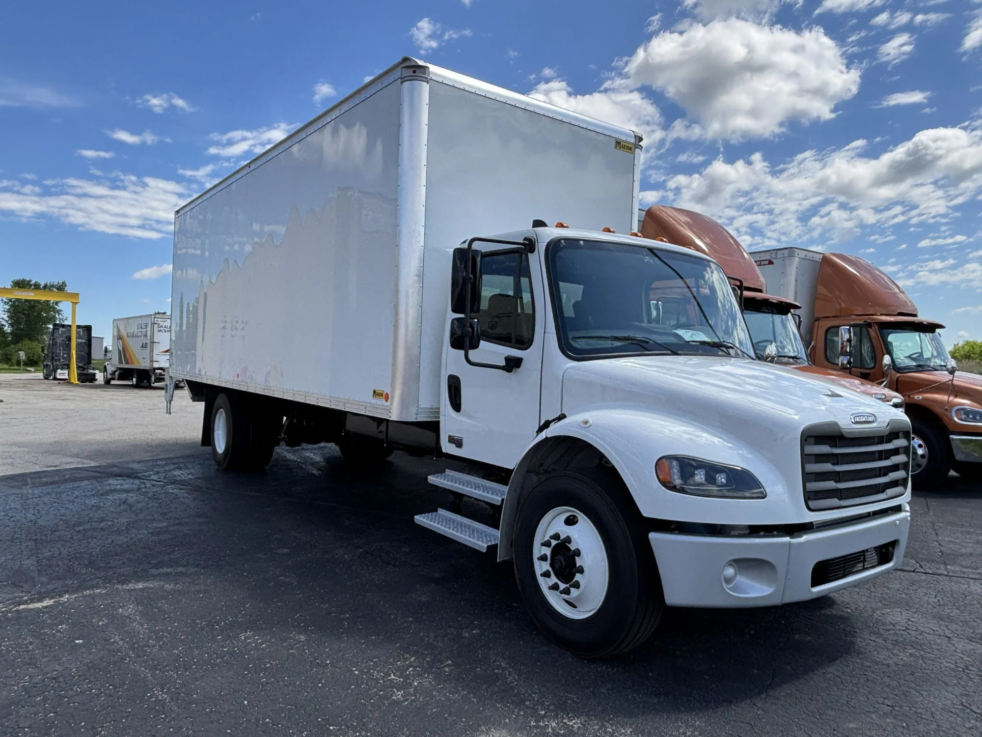 2027 Freightliner M2 106 in Appleton, WI — photo 3