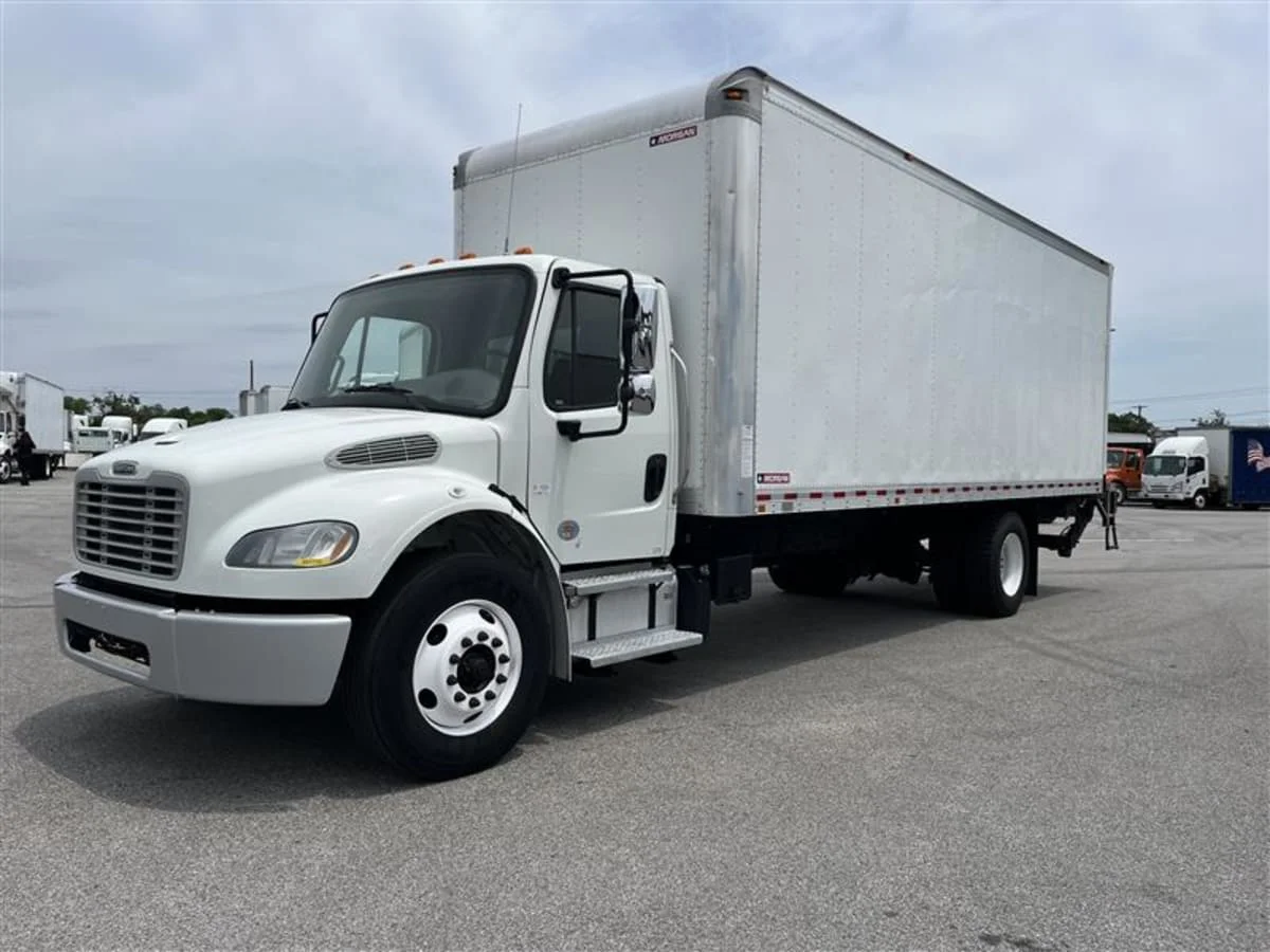 2020 Freightliner M2 106