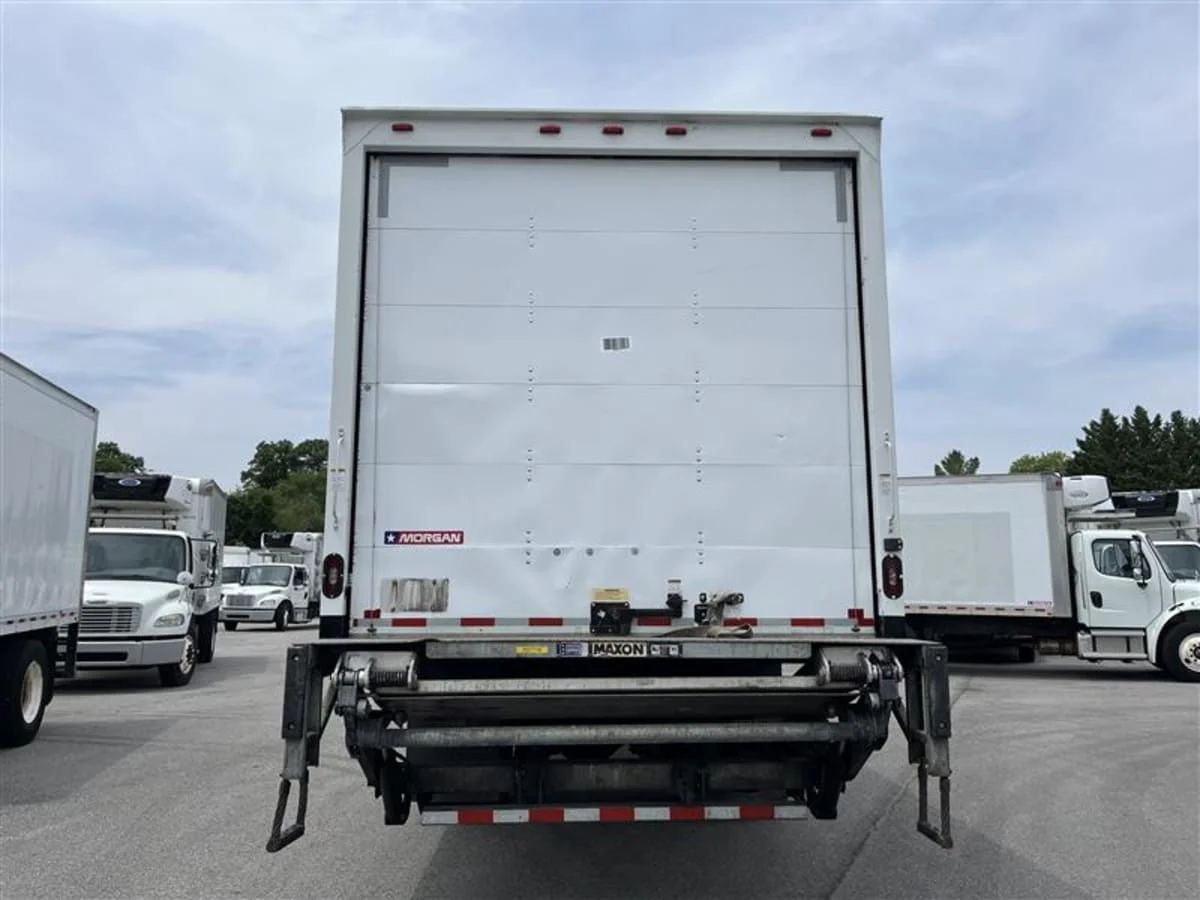 2020 Freightliner M2 106 in Beltsville, MD — photo 5