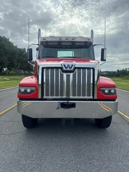 2026 Western Star — photo 2