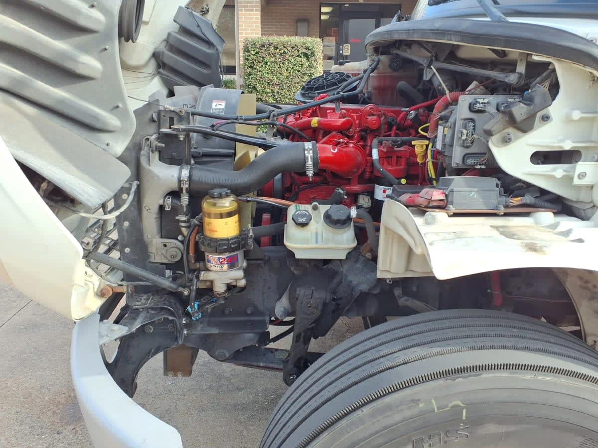 2018 Freightliner M2 106 - image 9