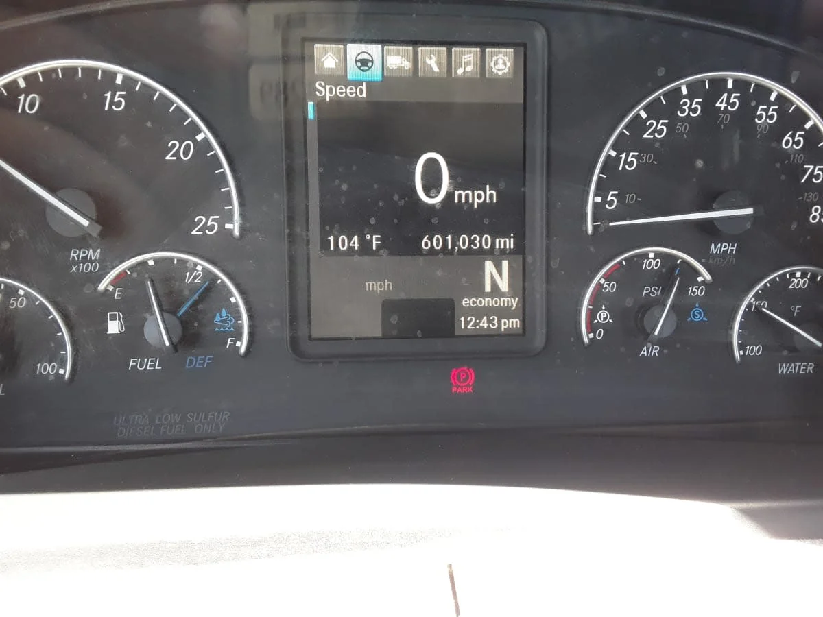 2020 Freightliner Cascadia in La Vergne, TN — photo 12