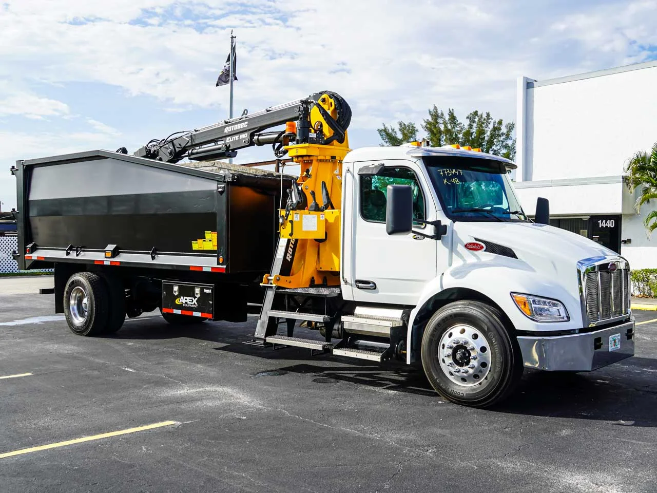 2026 Peterbilt 537 — photo 2