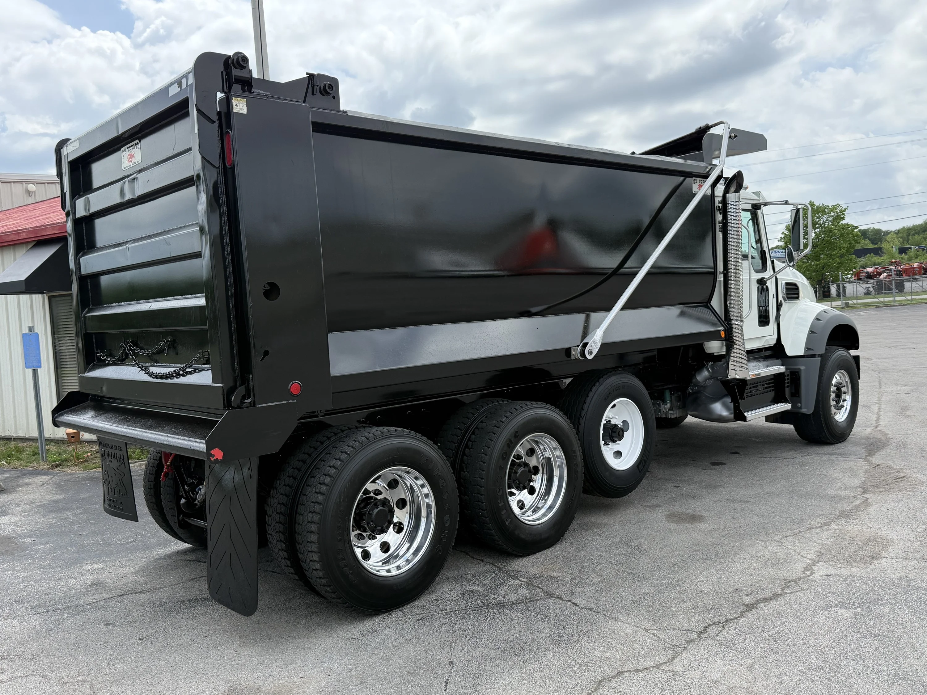 2024 Mack Granite in La Vergne, TN — photo 25
