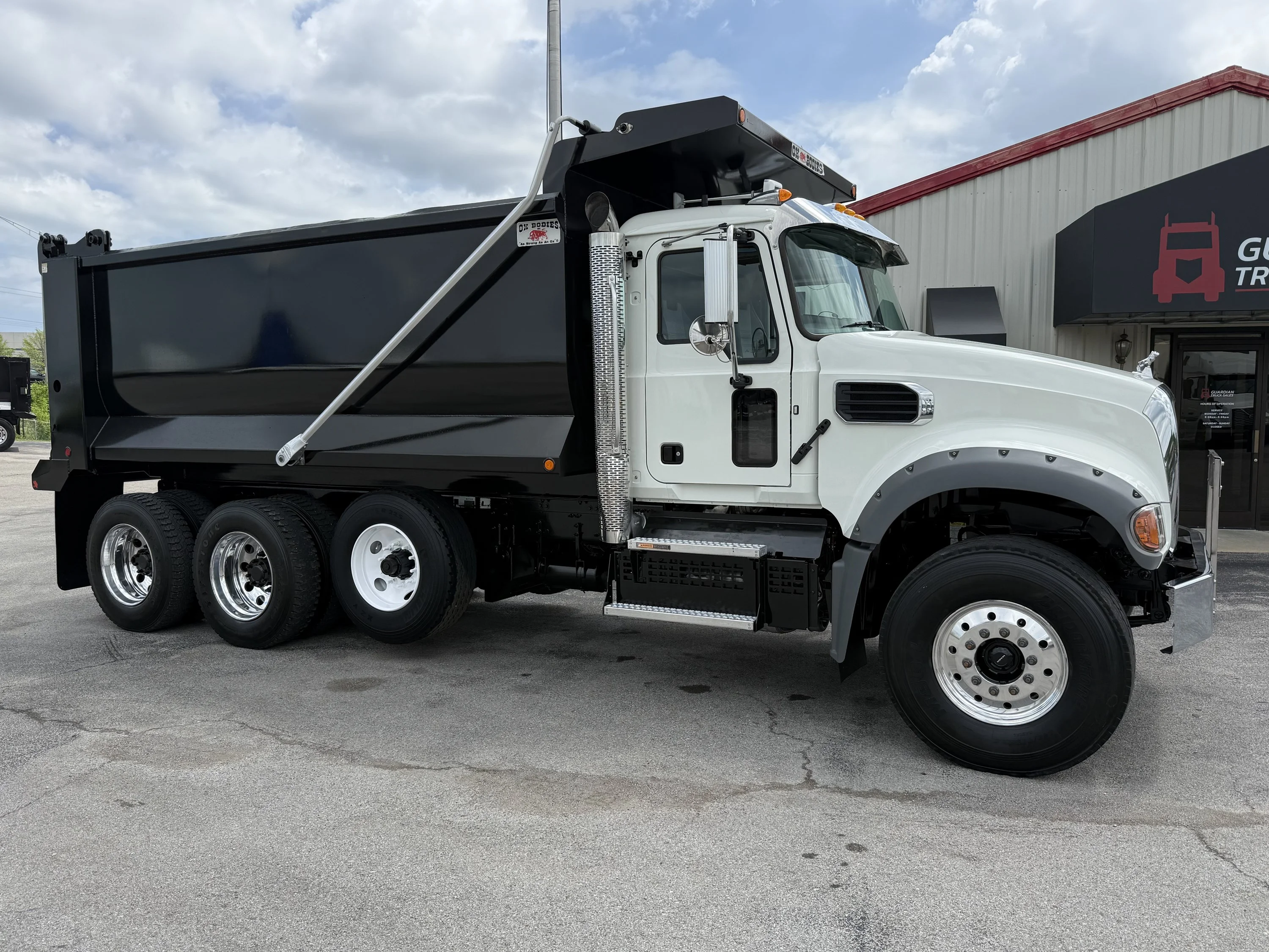 2024 Mack Granite in La Vergne, TN — photo 20