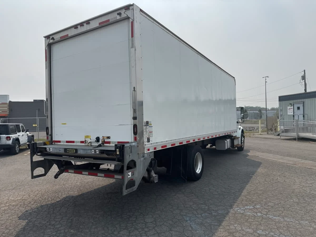 2019 Freightliner M2 106 in Syracuse, NY — photo 4