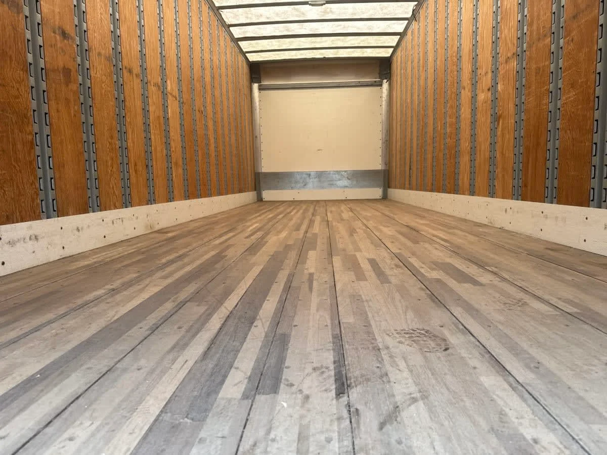 2019 Freightliner M2 106 in Syracuse, NY — photo 8