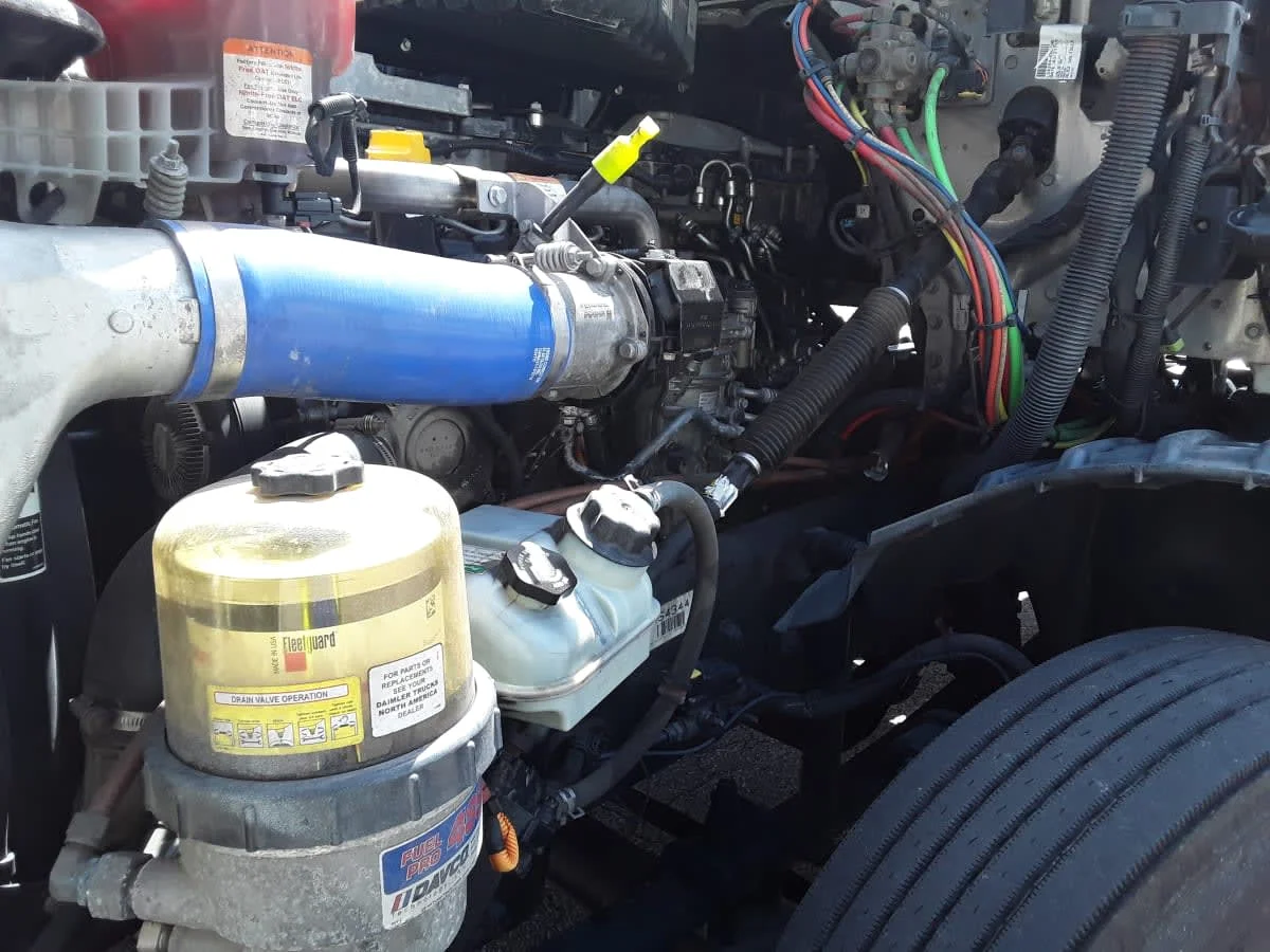 2020 Freightliner Cascadia in La Vergne, TN — photo 8