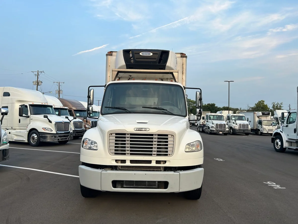 2018 Freightliner M2 106 in Beltsville, MD — photo 2