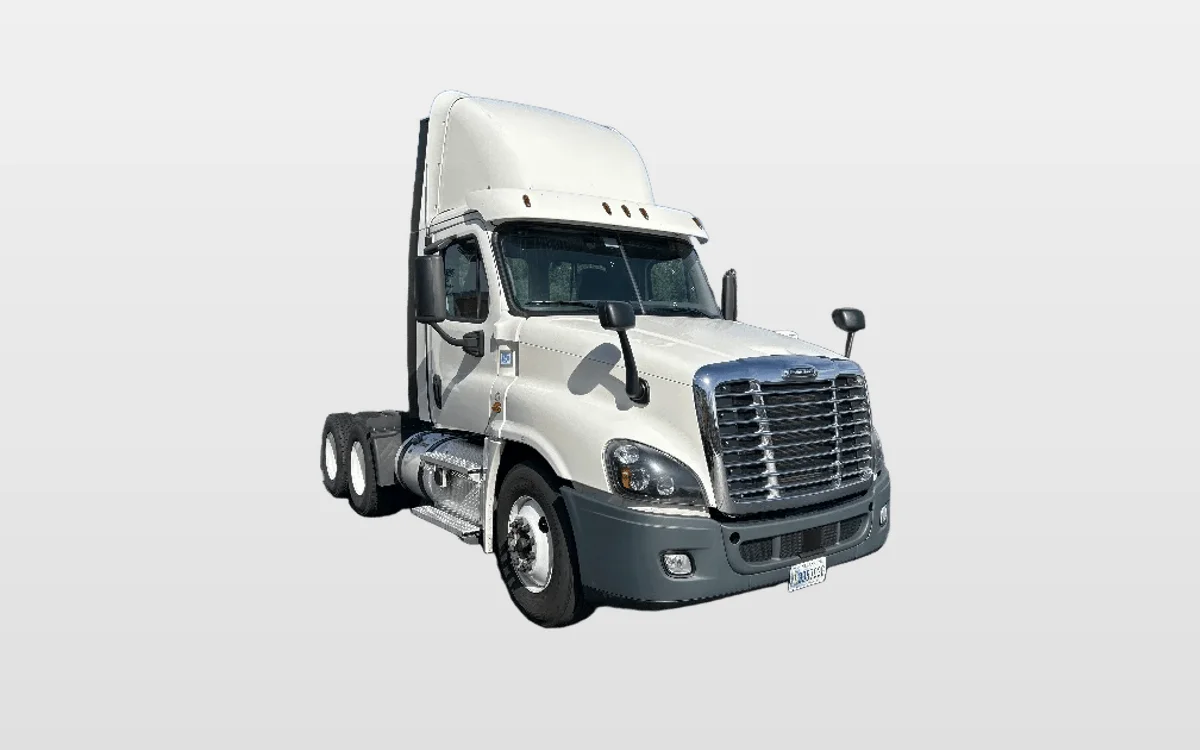 2020 Freightliner - image 1